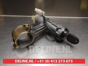 Hyundai Getz Zündschloss+Schlüssel O334834 foto 2