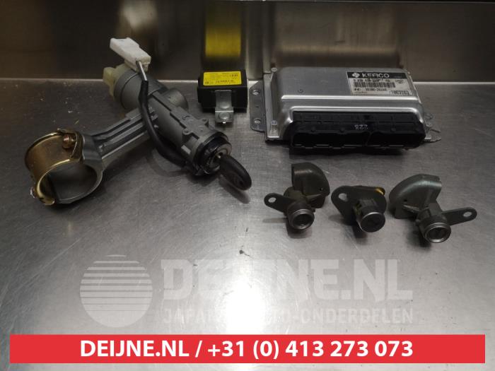 Hyundai Getz Set of cylinder locks (complete) O277872
