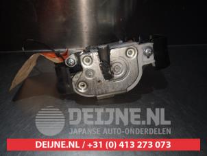 Mitsubishi Colt Türschlossmechanik 2-türig rechts O279216 foto 3