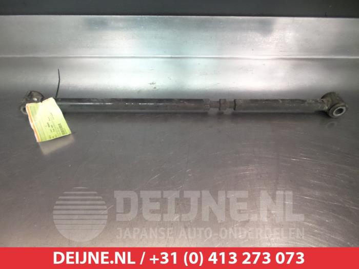 Hyundai Coupe Draagarm rechts-achter O384131