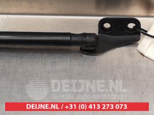 Suzuki Swift Gasdämpfer rechts hinten O295395 foto 2