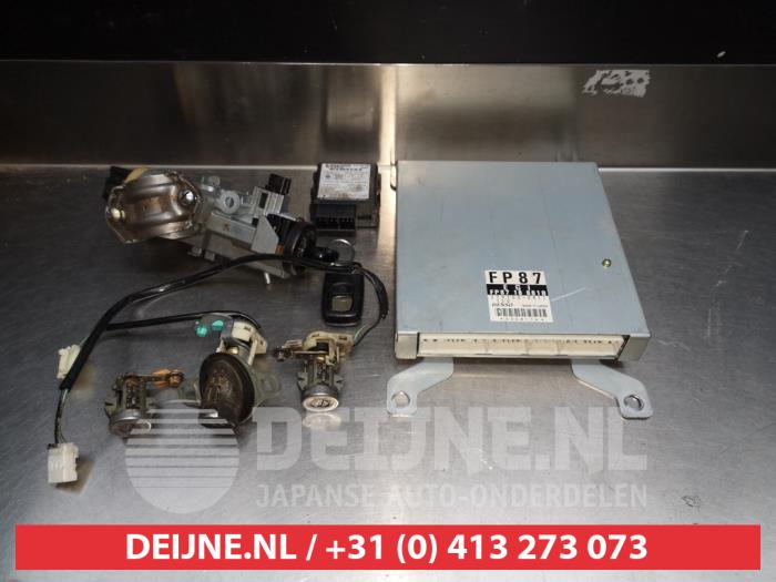 Mazda Premacy Computer Motormanagement O344138