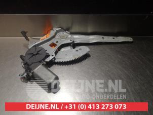 Nissan Almera Ruitmechaniek 4Deurs rechts-achter O291186 foto 2
