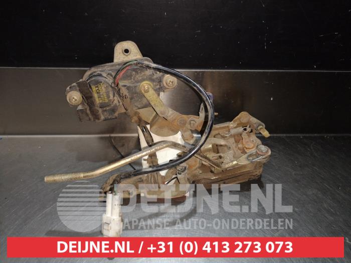Suzuki Vitara Deurslot Mechaniek 2Deurs links O279090