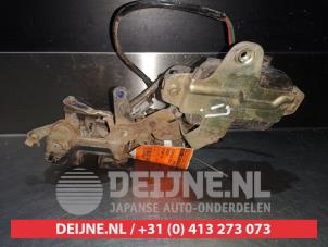 Suzuki Vitara Door lock mechanism 2-door, left O279090 photo 2
