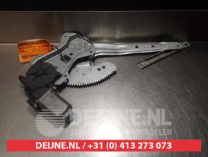 Nissan Almera Ruitmechaniek 4Deurs rechts-achter O291188 foto 2