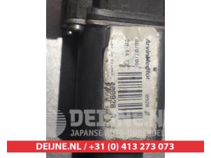 Nissan Note Ruitmechaniek 4Deurs links-achter O290439 foto 3