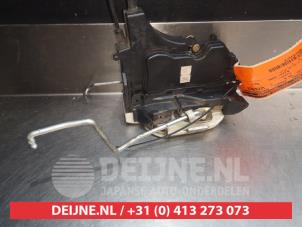 Mitsubishi L200 Türschlossmechanik 2-türig rechts O279221 foto 2