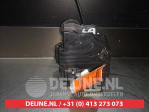 Toyota Rav-4 Türschlossmechanik 4-türig links hinten O280557 foto 3