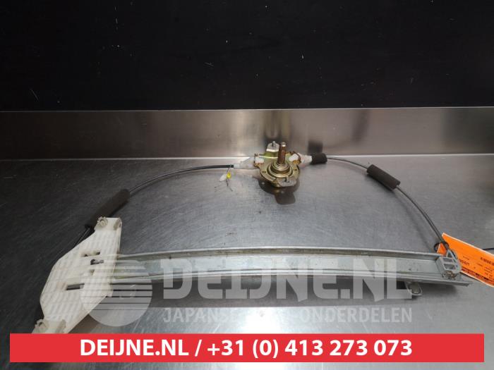 Hyundai Accent Window mechanism 2-door, front right O386246