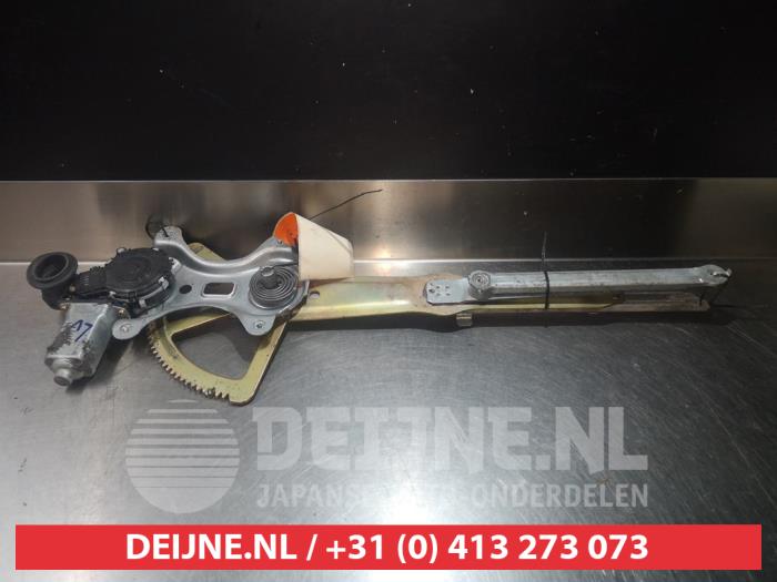 Toyota Avensis Verso Fenstermechanik 4-türig links vorne O276058