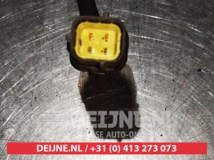 Lambda Sonde van een Kia Carens II (FJ) 1.8i 16V 2004
