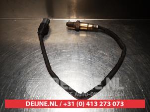 Gebruikte Lambda Sonde Kia Carens II (FJ) 1.8i 16V Prijs € 25,00 Margeregeling aangeboden door V.Deijne Jap.Auto-onderdelen BV