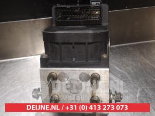 Subaru Impreza ABS Pomp O337716 foto 2