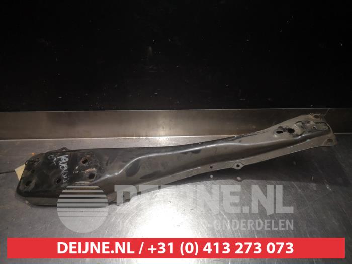 Gebruikte Motorbalk Toyota Avensis (T25/B1B) 2.0 16V D-4D 115 Prijs € 25,00 Margeregeling aangeboden door V.Deijne Jap.Auto-onderdelen BV