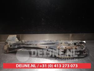 Toyota Avensis Verso Motorbalken O350496 foto 4