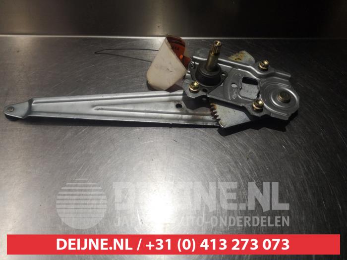 Toyota Yaris Verso Fenstermechanik 4-türig links hinten O290910