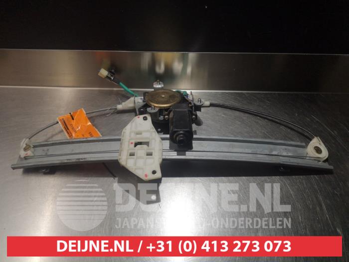 Daewoo Nubira Rear door window mechanism 4-door, left O290607