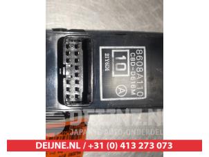Mitsubishi Pajero Kombischalter Fenster O312011 foto 2