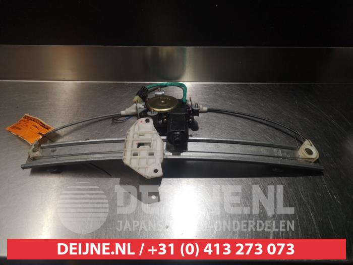 Daewoo Nubira Rear door window mechanism 4-door, left O290611