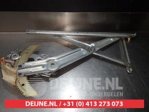 Daihatsu Cuore Ruitmechaniek 4Deurs links-voor O275921 foto 2
