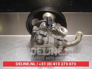 Daihatsu Young RV Power steering pump O331848 photo 3