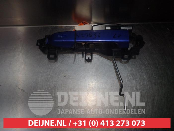 Toyota Verso-S Türgriff 4-türig links vorne O277403