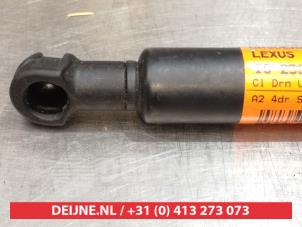 Lexus IS Gasdemper Motorkap links O266048 foto 3