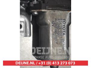 Toyota Auris Ruitmechaniek 4Deurs links-achter O290966 foto 3