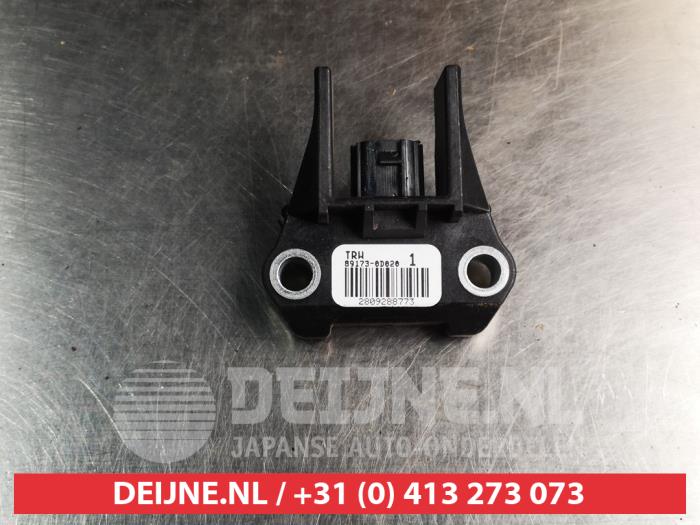Toyota Yaris Airbag-Sensor O334551