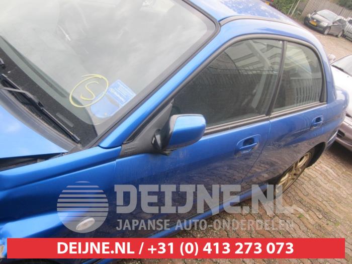 Subaru Impreza Portier 4Deurs links-achter O285110