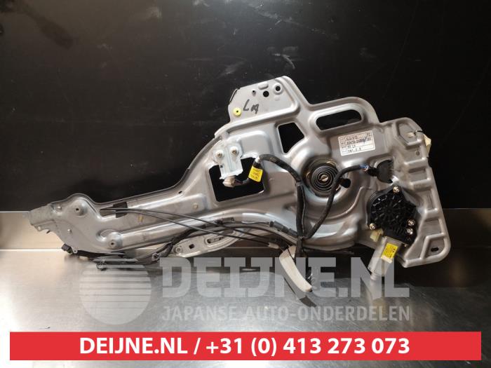 Hyundai Trajet Ruitmechaniek 4Deurs links-achter O290324