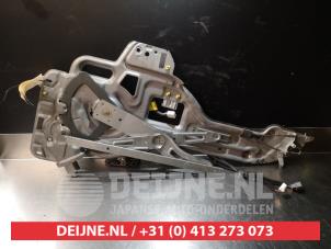 Hyundai Trajet Ruitmechaniek 4Deurs links-achter O290324 foto 3