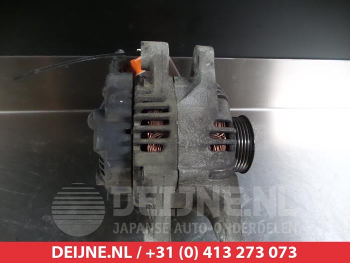 Gebruikte Dynamo Kia Sorento I (JC) 3.5 V6 24V Prijs € 45,00 Margeregeling aangeboden door V.Deijne Jap.Auto-onderdelen BV