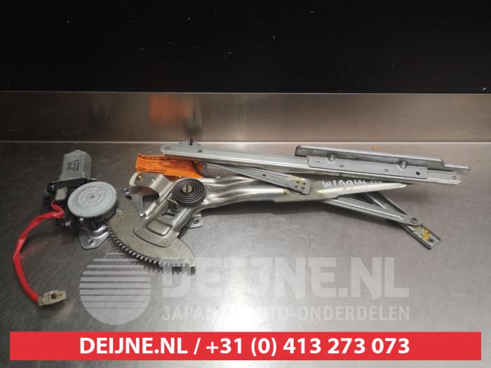 Mitsubishi Pajero Ruitmechaniek 4Deurs rechts-voor O276854