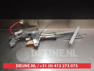 Mitsubishi Pajero Window mechanism 4-door, front right O276854 photo 2