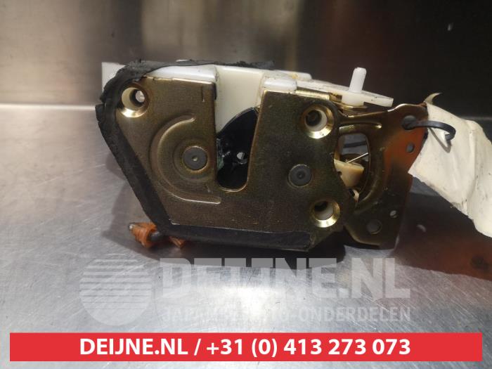 Mitsubishi Pajero Deurslot Mechaniek 4Deurs links-achter O280353