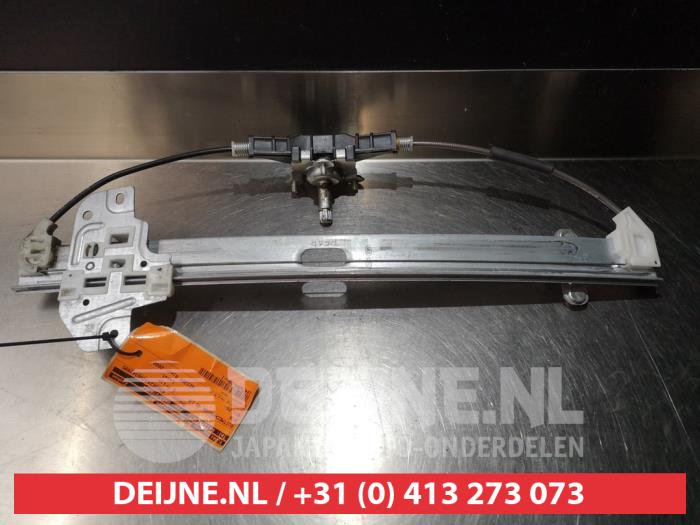 Kia Rio Rear door window mechanism 4-door, left O290576