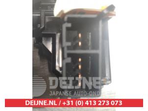Toyota Verso-S Ruitenwis Schakelaar O310546 foto 4