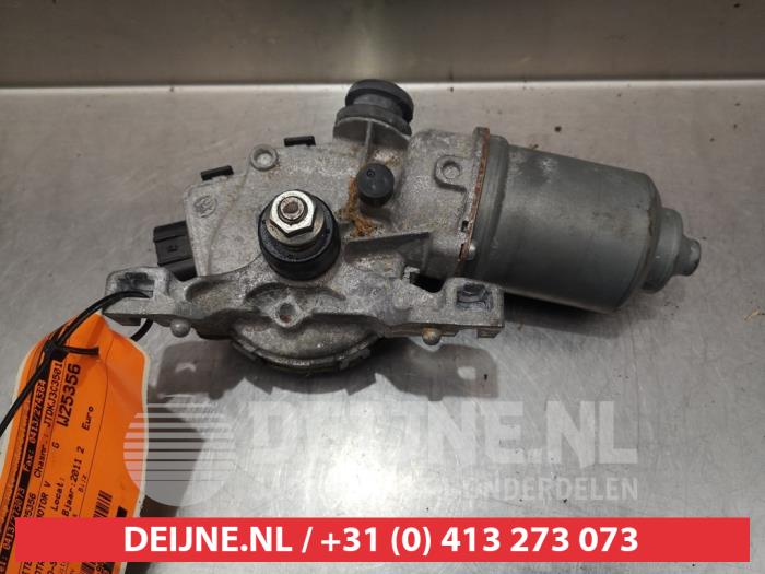 Toyota Verso-S Ruitenwissermotor voor O349466