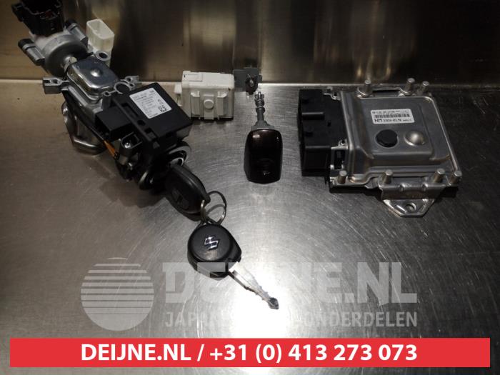 Suzuki Splash Computer Motormanagement O345225