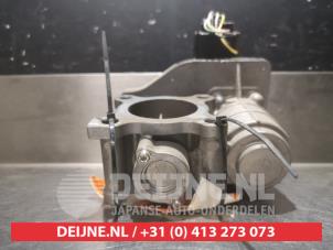 Honda CR-V Gasklephuis O356304 foto 3