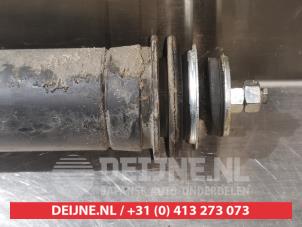 Subaru Trezia Stoßdämpfer links hinten O378480 foto 3