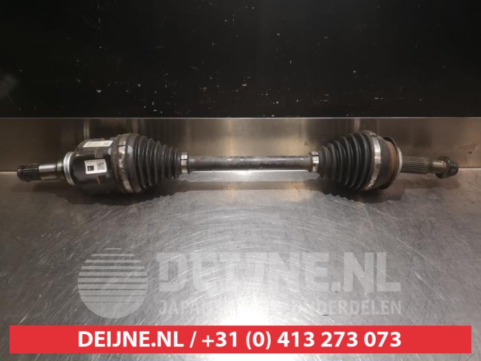 Subaru Trezia Aandrijfas links-voor O317879