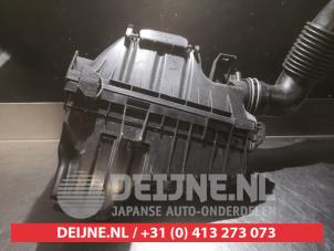 Subaru Trezia Luftfiltergehäuse O356961 foto 3