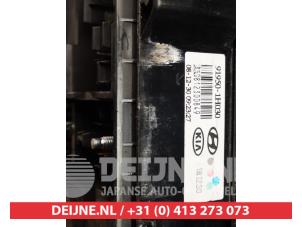 Hyundai I30 Fuse box O350264 photo 3
