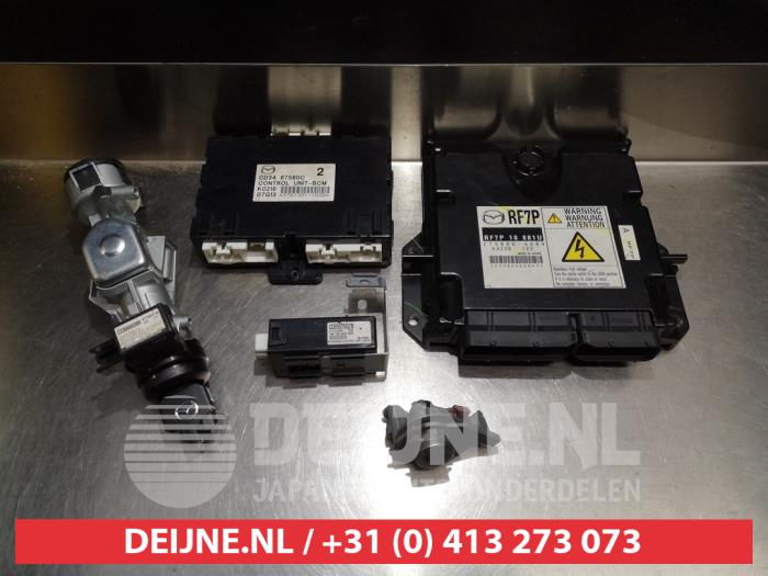 Mazda 5 Slotenset Cilinder (compleet) O277815
