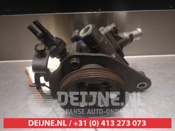 Gebruikte Servopomp Daihatsu Gran Move 1.6 16V Prijs € 25,00 Margeregeling aangeboden door V.Deijne Jap.Auto-onderdelen BV