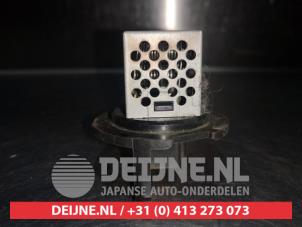 Daihatsu Young RV Heizung Widerstand O368248 foto 4