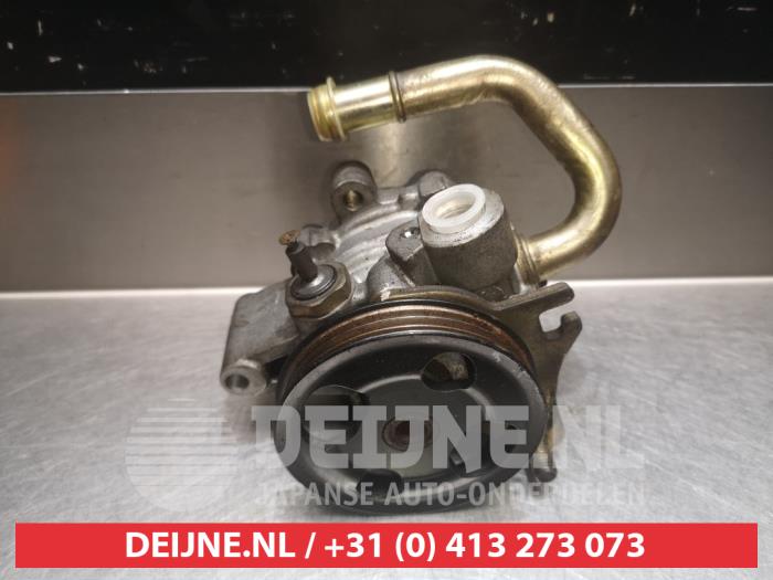 Gebruikte Pomp Servo Daihatsu YRV (M2) 1.0 12V DVVT STi Prijs € 25,00 Margeregeling aangeboden door V.Deijne Jap.Auto-onderdelen BV